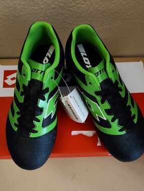 Kids Athletic Soccer Shoes in Black and Green - Lotto